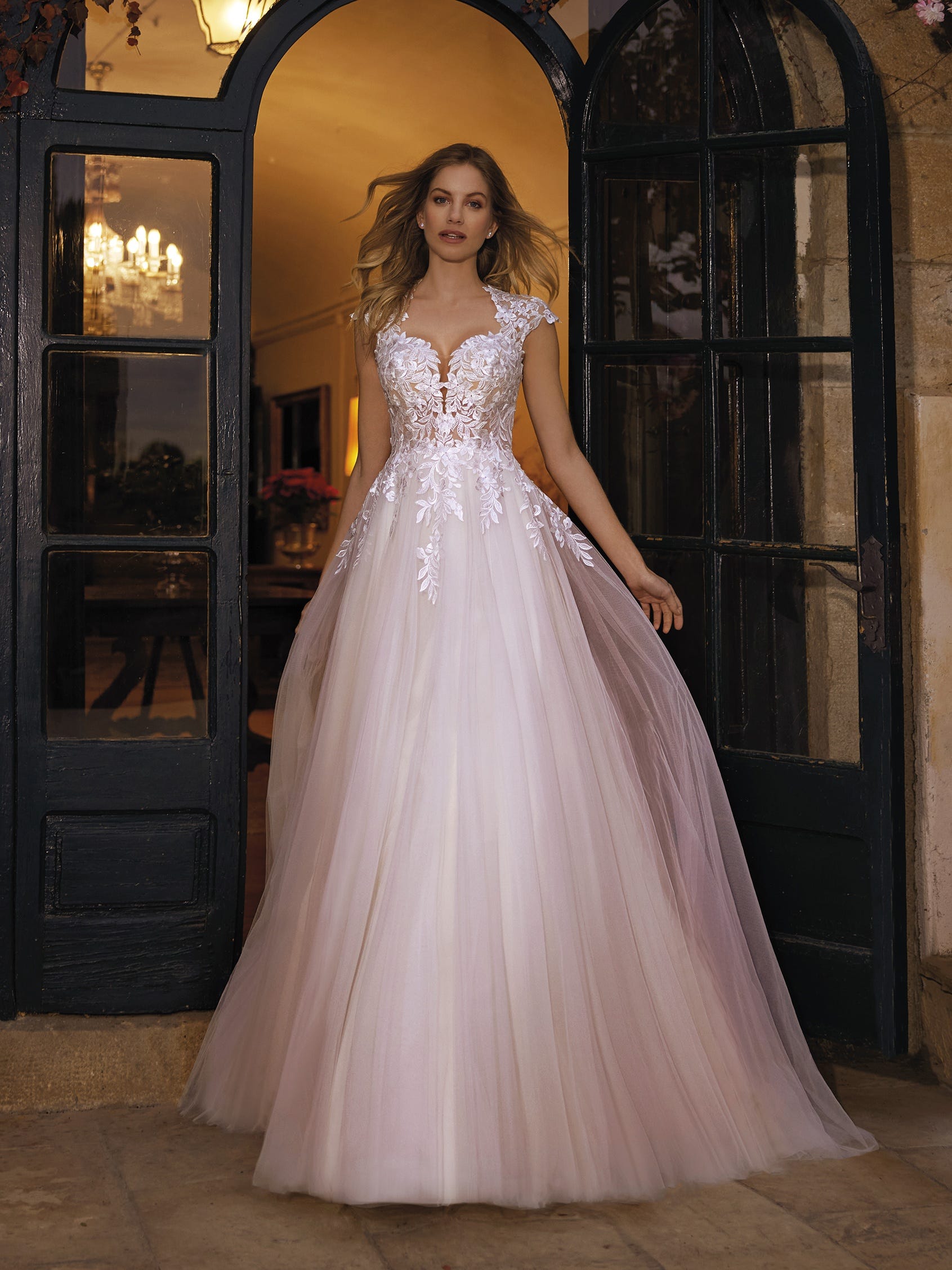 Light peach wedding dress best sale