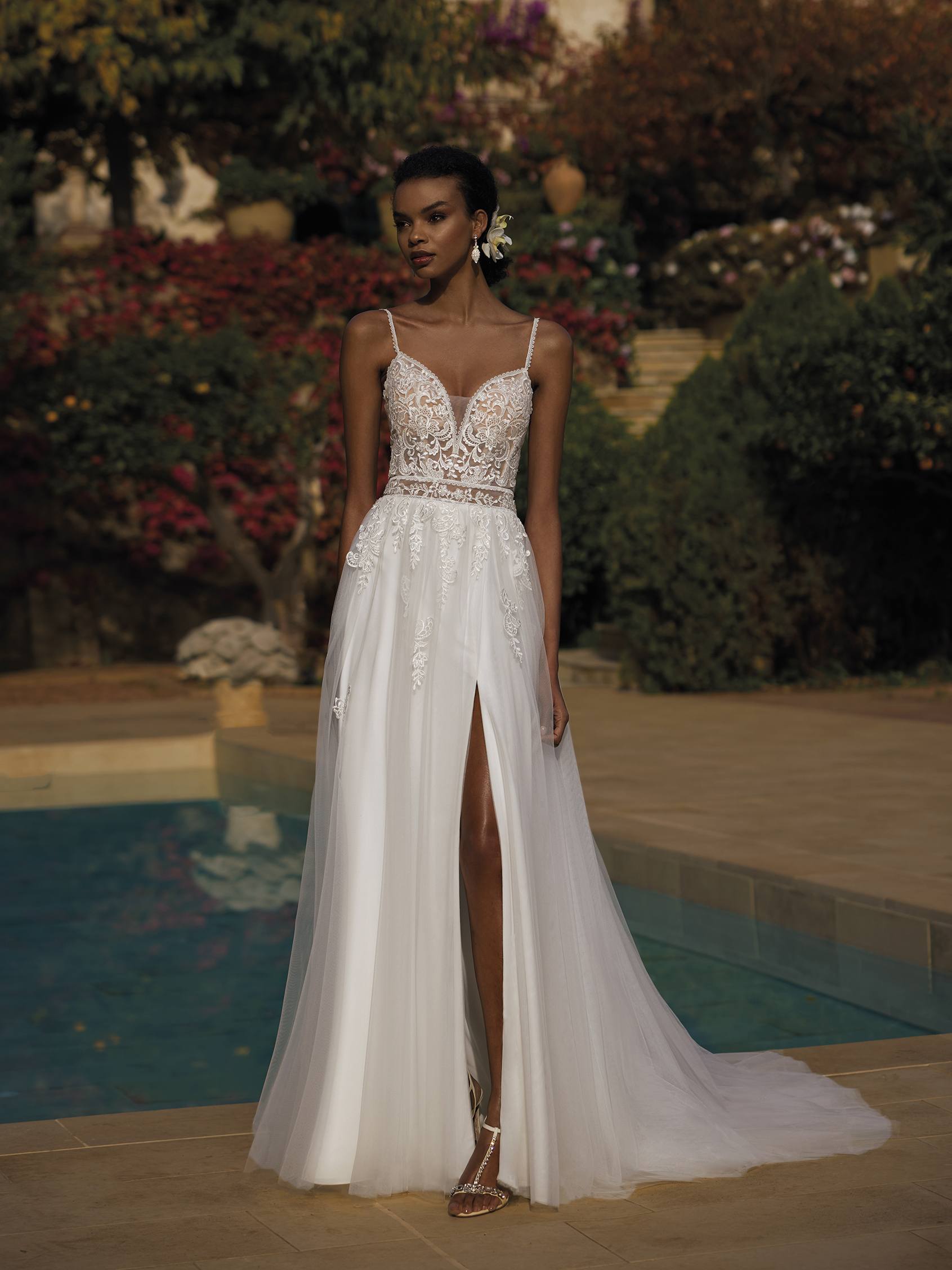 Beach wedding gown shop 2018