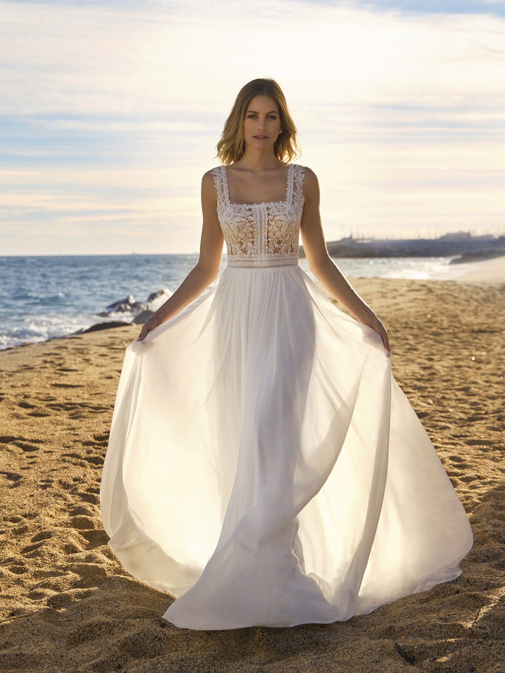 Vestidos de novias online de playa